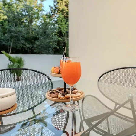 Lana- Luxury アパート