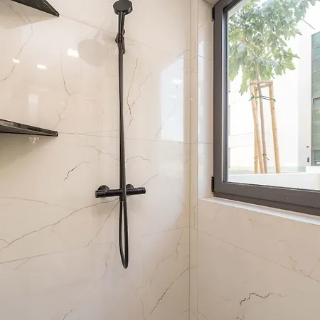 Lana- Luxury アパート ザダル